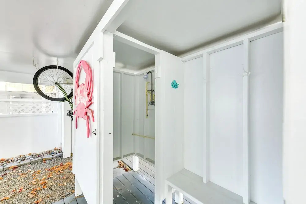 2 Mi to Boardwalk: Home w/ Deck in Bethany Beach!