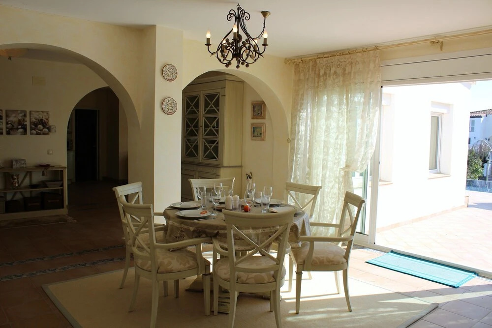 Villa 8003 Freser 4