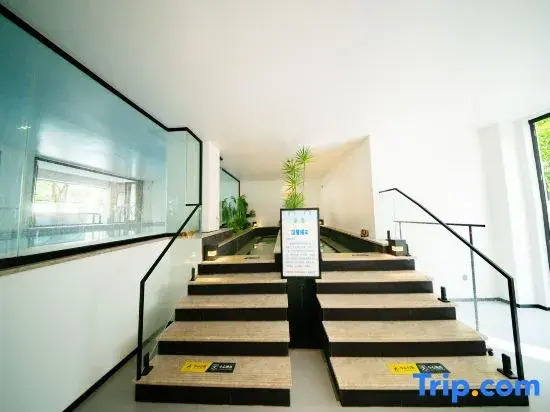 Jinxi Hot Spring Hotel