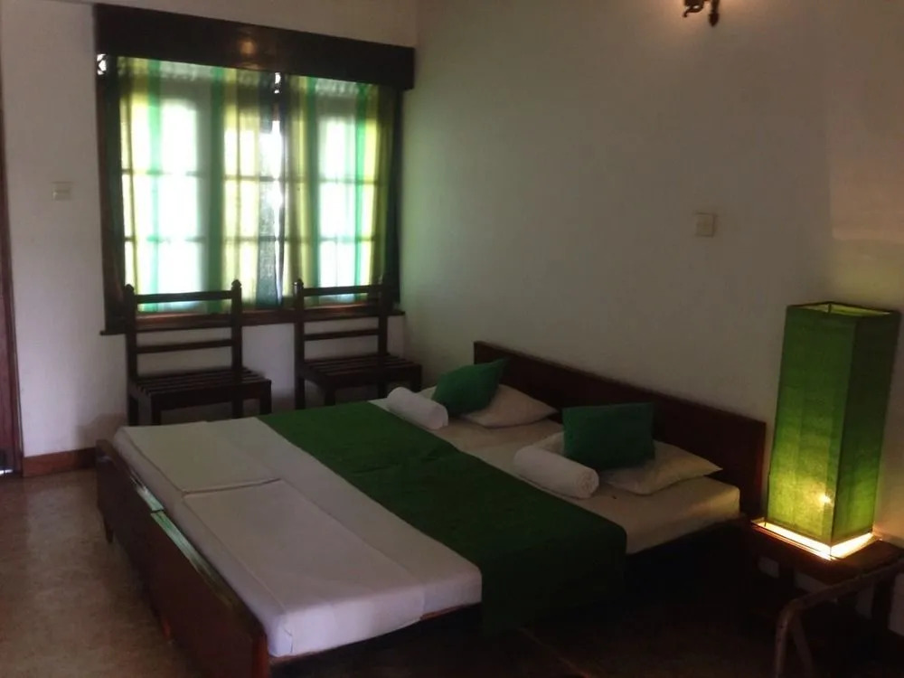 Ivory Inn