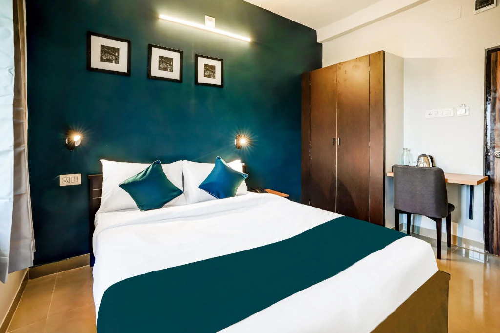 Silver Key Executive Stays 60474 My Homes & Hotels