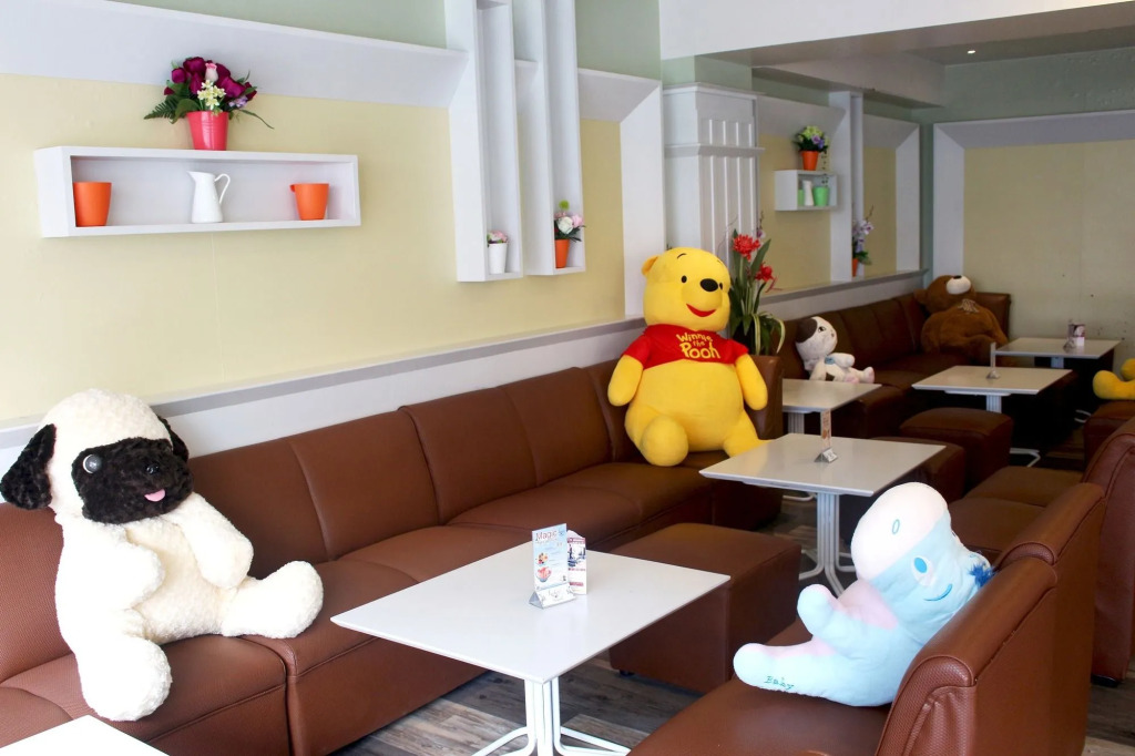 โรงแรมวีวิช V Wish Hotel