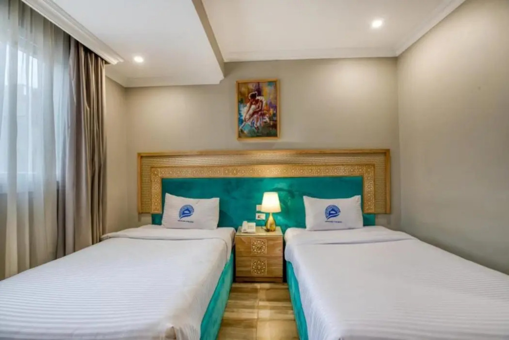 Mamlouk Pyramids Hotel