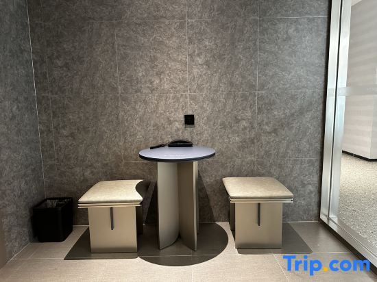 Atour Hotel Shanghai Wujiaochang Huangxing Road Subway Station