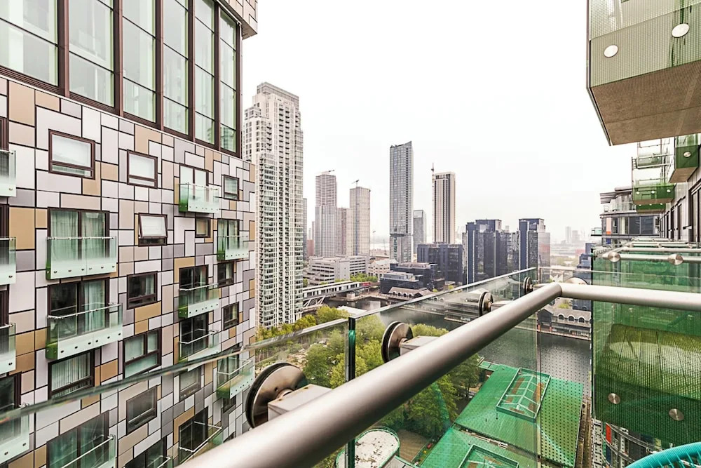 Chic Studio With Skyline Views