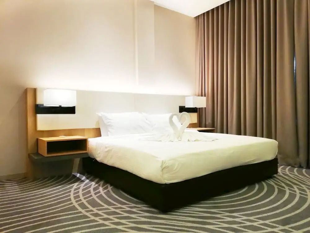 Panda Residences at Regalia