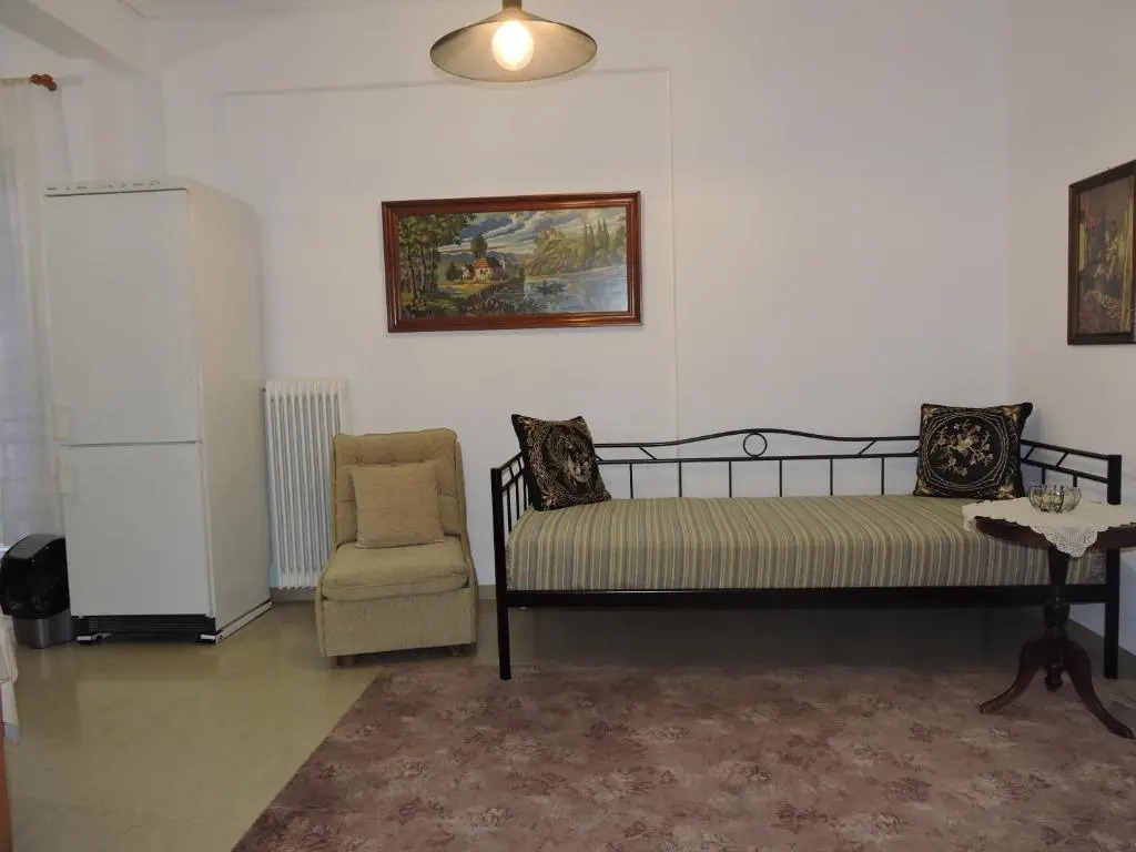 Spiri's House-Deluxe Apartment in Kalabaka-Meteora