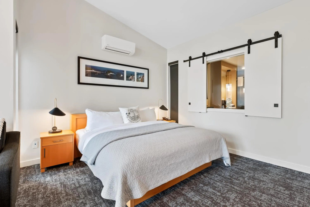 Black Rock Oceanfront Resort