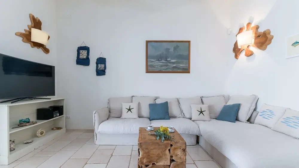 VILLA SOLELUNA 7&1, Emma Villas