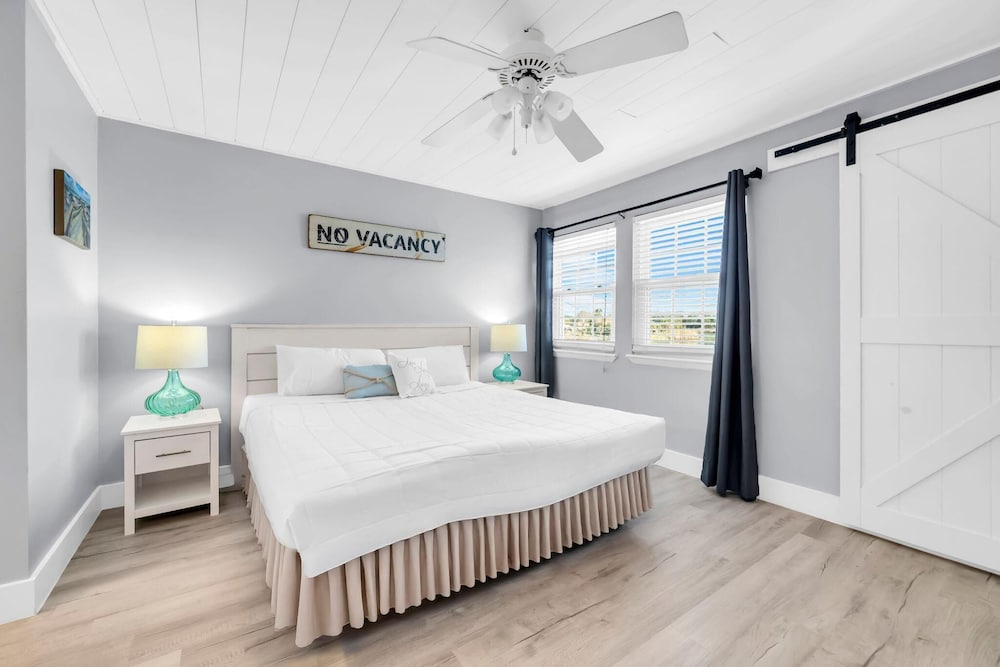 Lullwater Beach 415