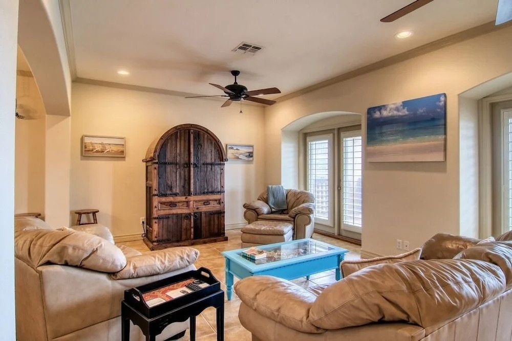 Villa Victoria - 5 Br Home