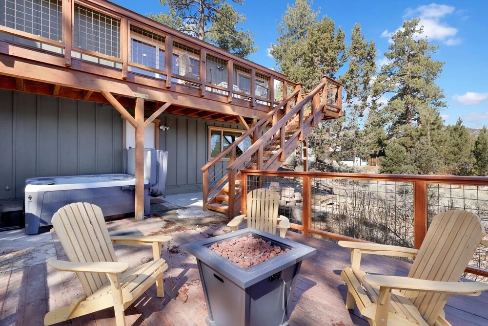 2132-meadow View Cabin 3 Bedroom Home by Redawning