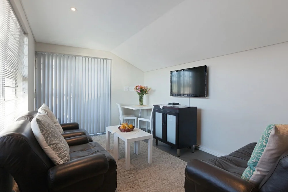 Bella Donna Apartments by CTHA