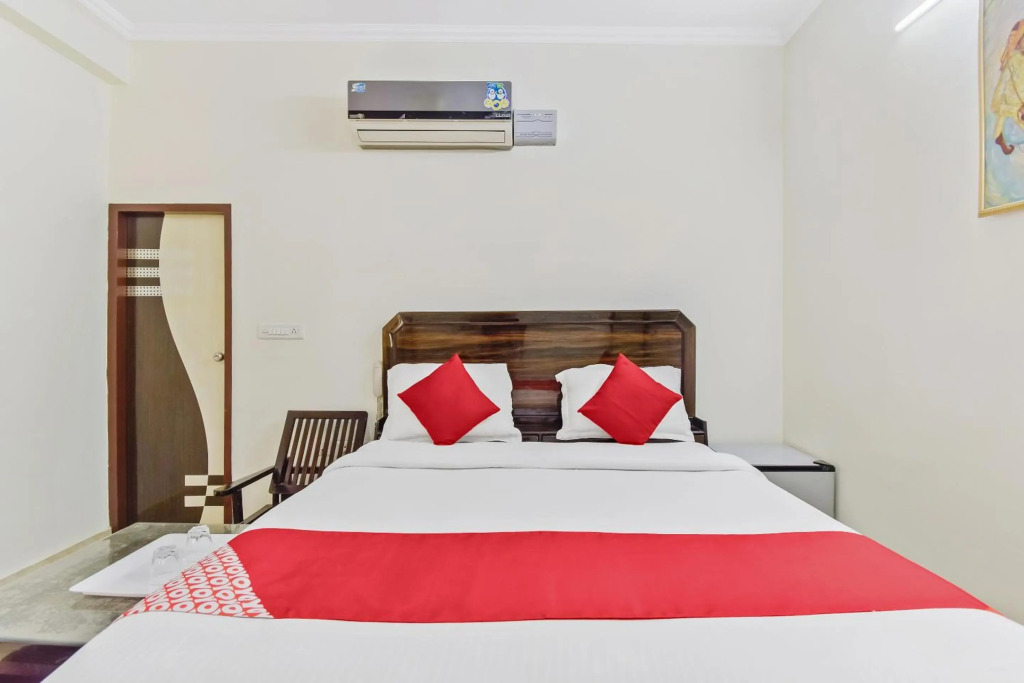 OYO 45641 Ekta My Stay