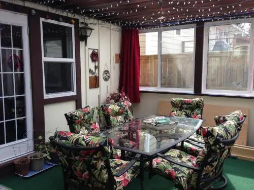 Pea'n Bee's B&B