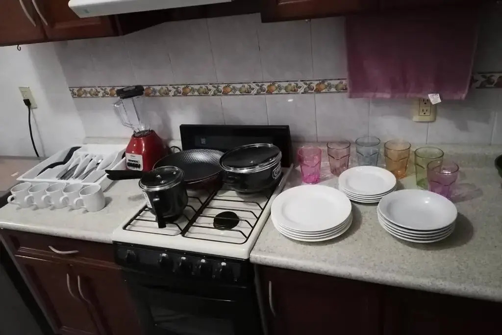 Bonita casa amueblada para 12 personas a 3 Kms del centro Cuernavaca