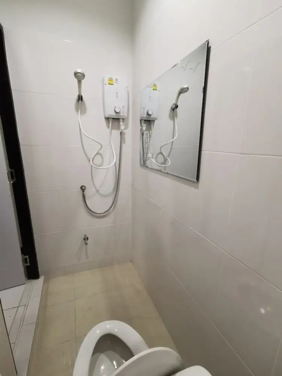 J Room Bangsaen