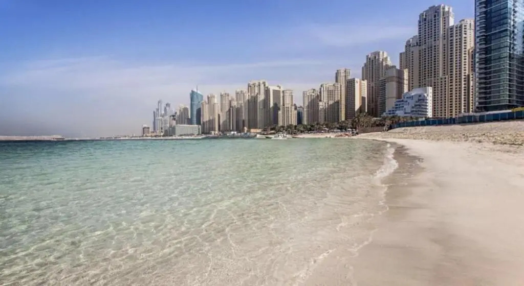 Stunning 4BR-Oceanfront-Apartment