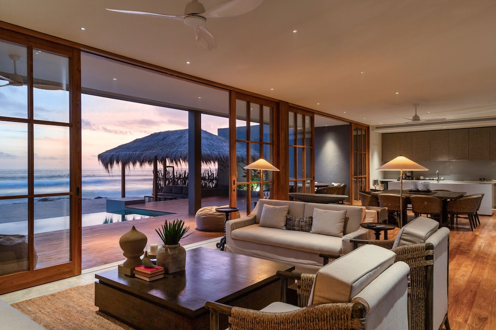 The Six Weligama
