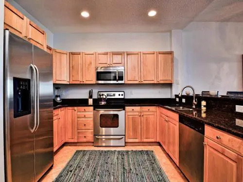 Harborview Grande 503
