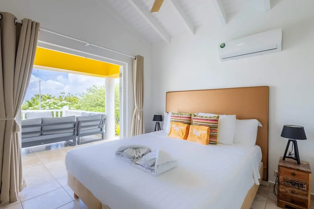Tropical Paradise Bliss Villa at Coral Estate