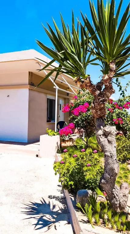 Yucca Studio, beautiful apartment with garden