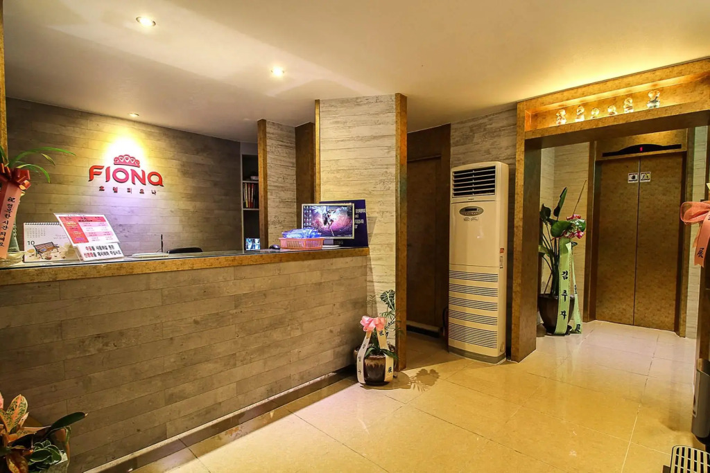Fiona Hotel
