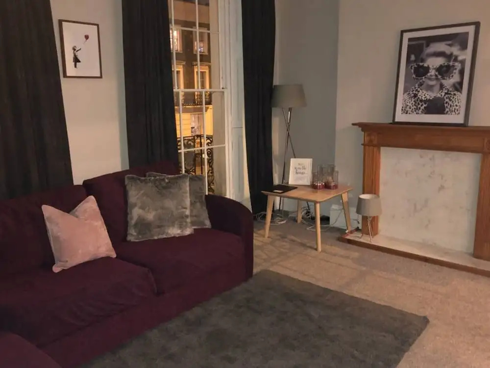 Stunning, Spacious Townhouse Moments From Camden