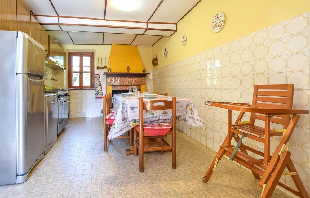 Awesome Home In Capezzano Pianore