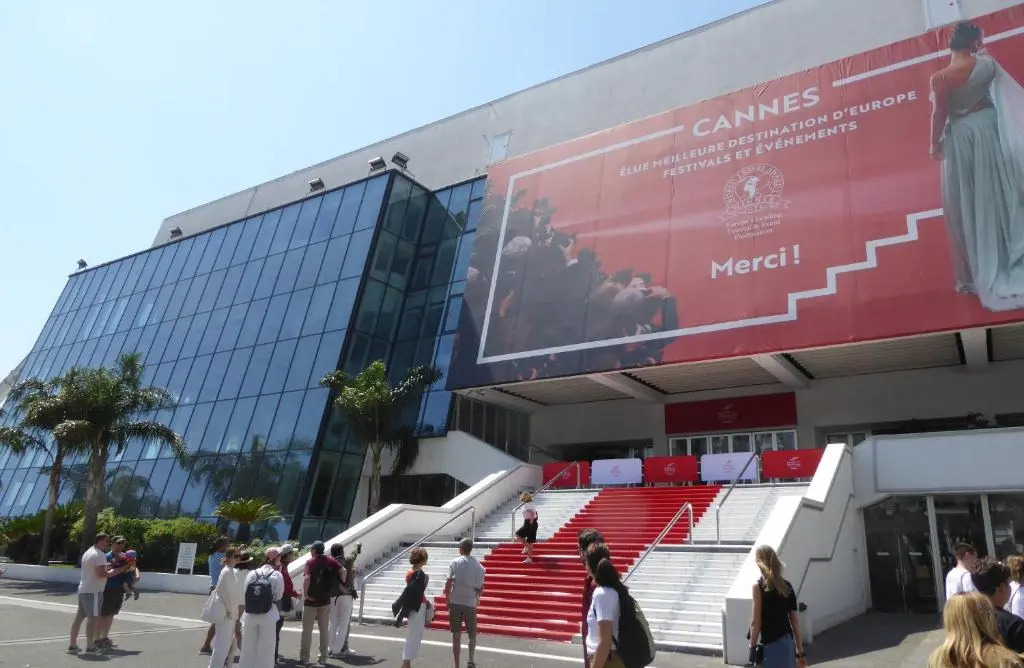 Holidays in cannes - appartement 2P - wifi - clim - parking