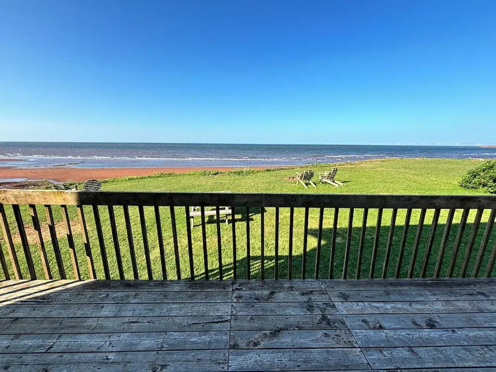 80 Oceanside Cottage