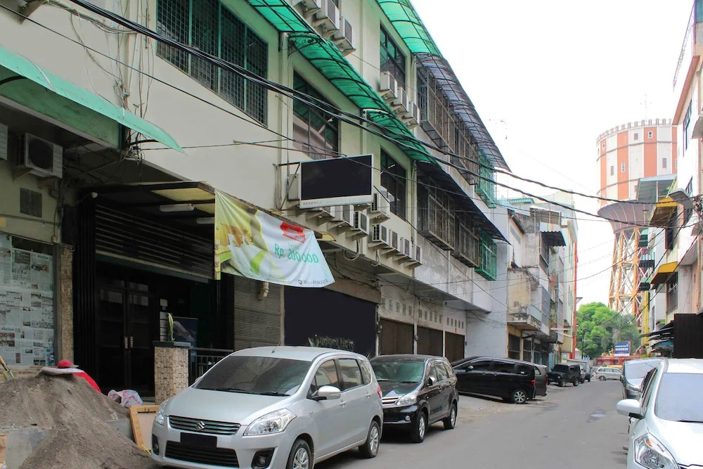 Airy Pasar Baru Selat Panjang 11 Medan