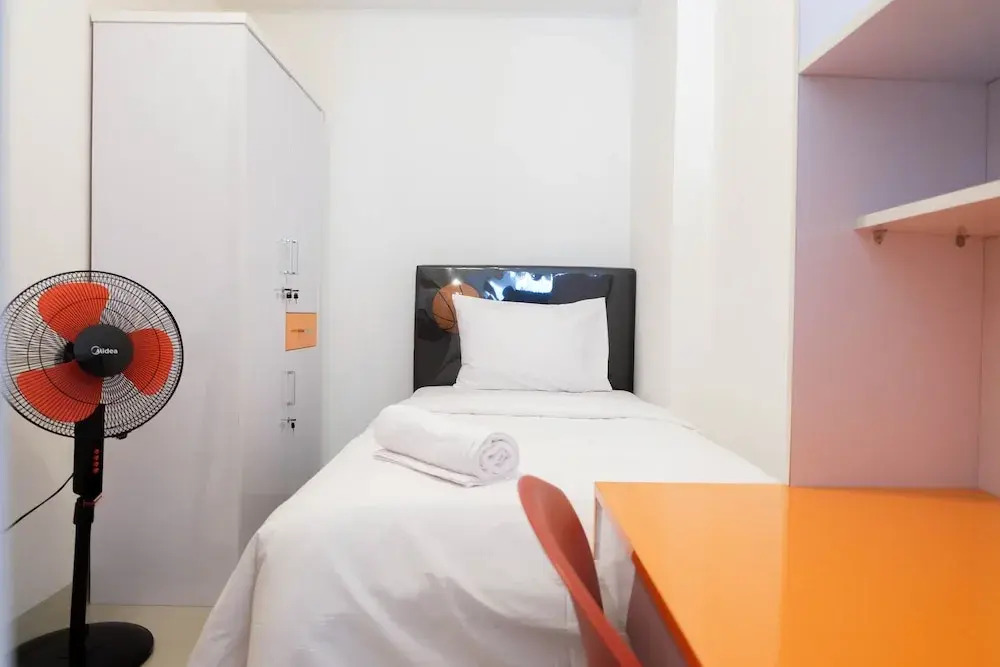 Comfort Living and Minimalist 2BR at Signature Park Grande Apartment By Travelio