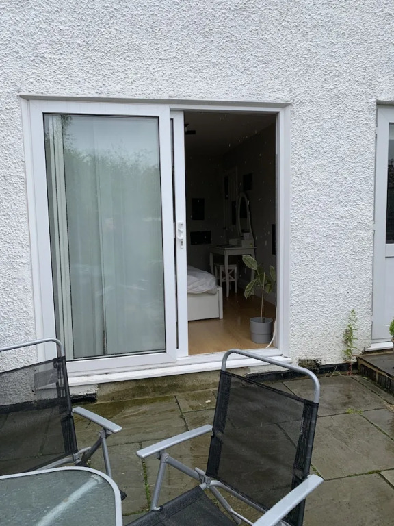 Immaculate 4 Bedroom House, Near Central London