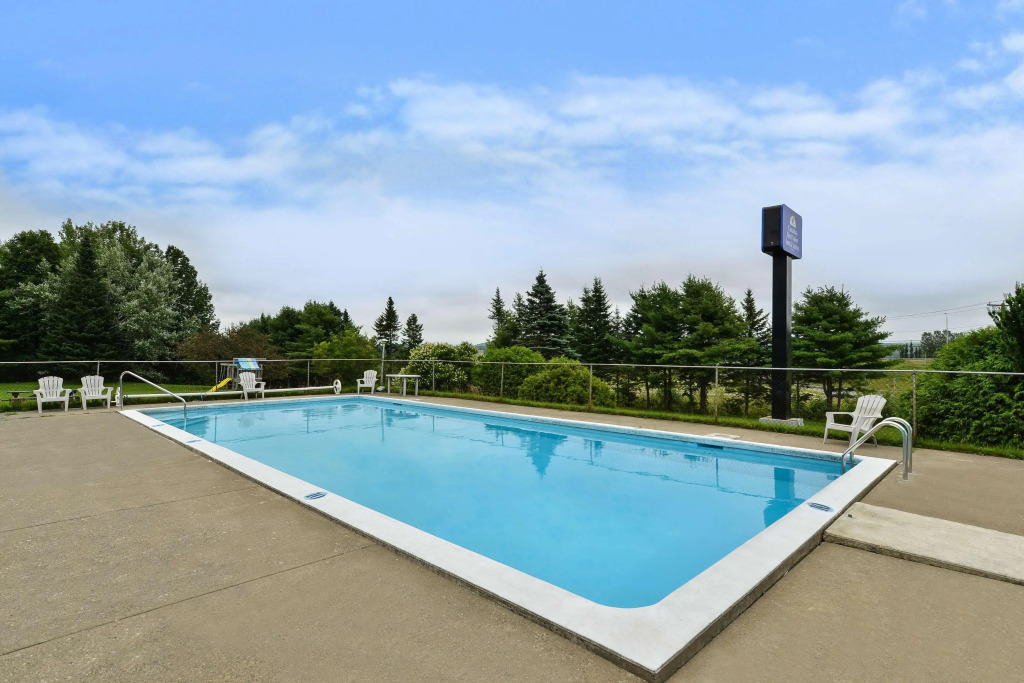 Canadas Best Value Inn and Suites Woodstock