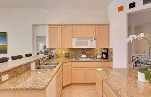 Casa Santa Fe-Pool-4br/2.5ba