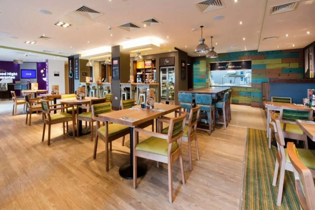Premier Inn Honiton