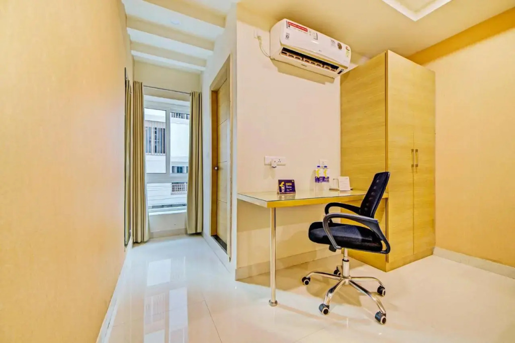 FabHotel Prime Veeraj Suites- Nr Skyview10, Lumbini Avenue, Gachibowli