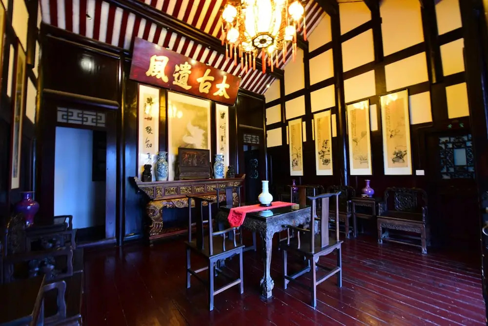 Lecheng Hotel
