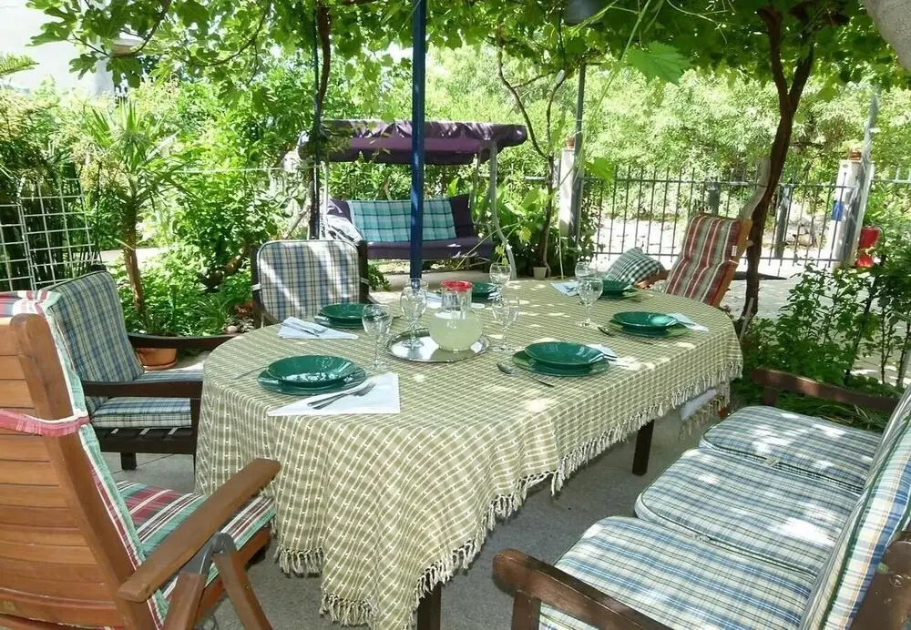 House Zeljko