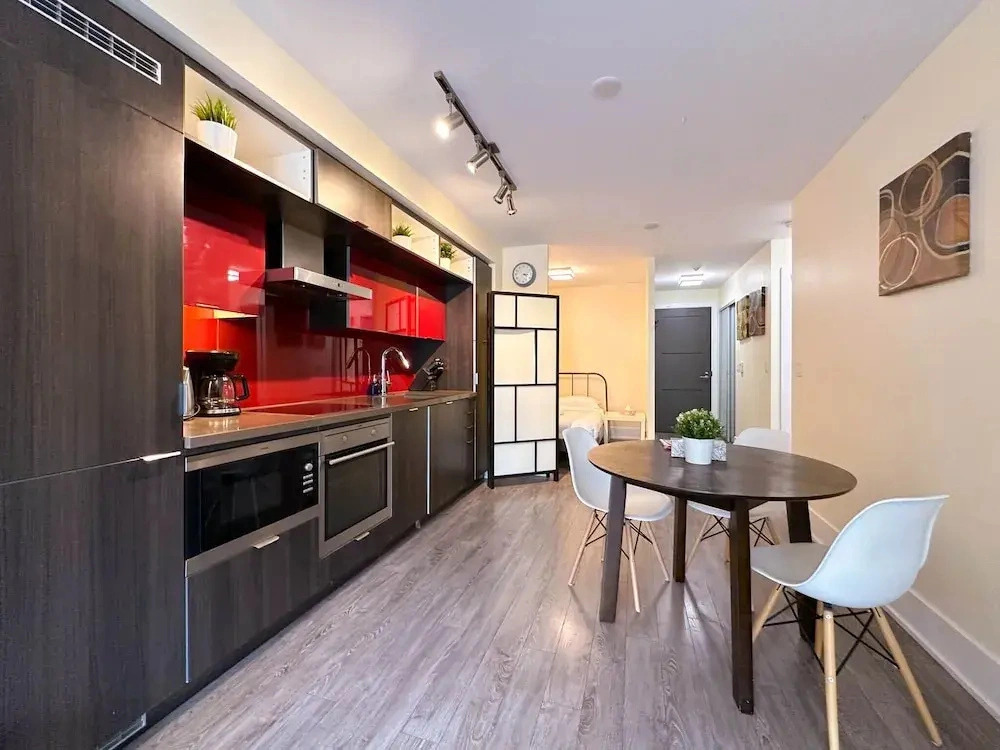 586 Boutique Hotel