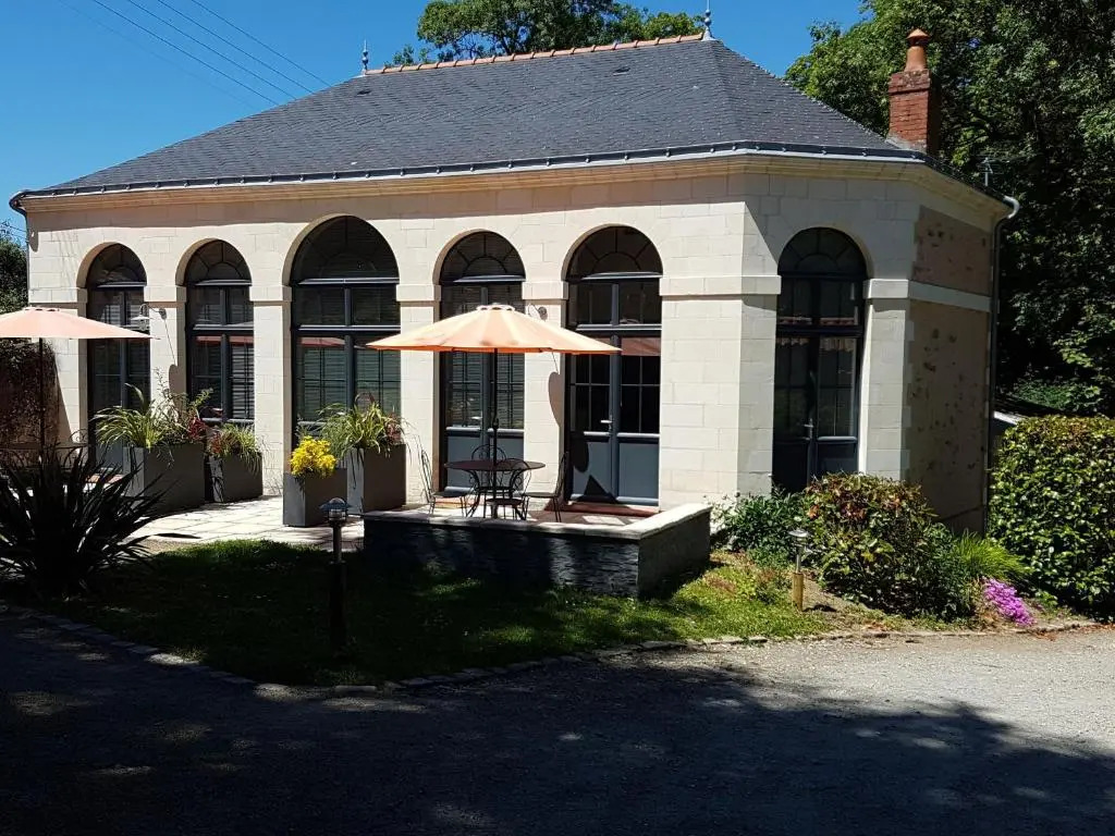 Gîte urbain de charme avec terrasse, vélos et équipements bébé, à 10 min de Nantes - FR-1-306-802