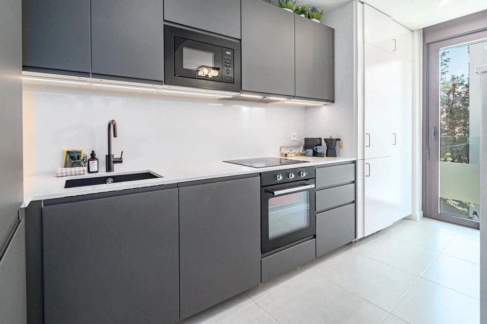Zaga2c Brand New Modern Apartment 200m to Beach