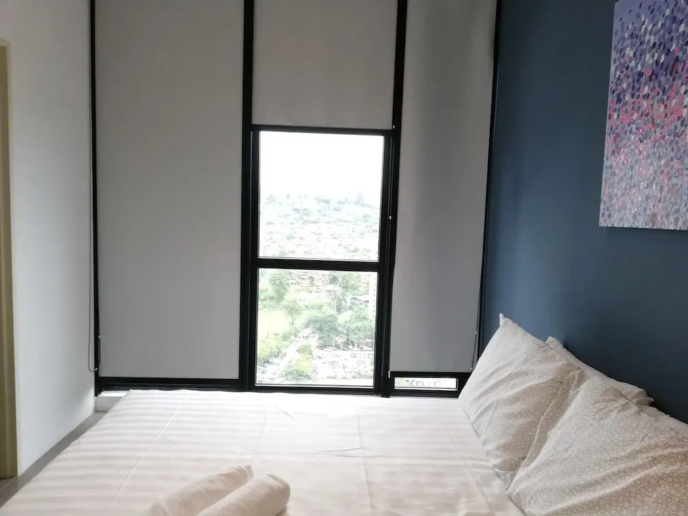 The Establishment by Luxury Suites Asia