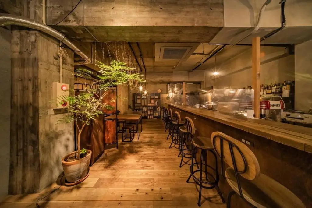 ArtBar & GuestHouse ennova