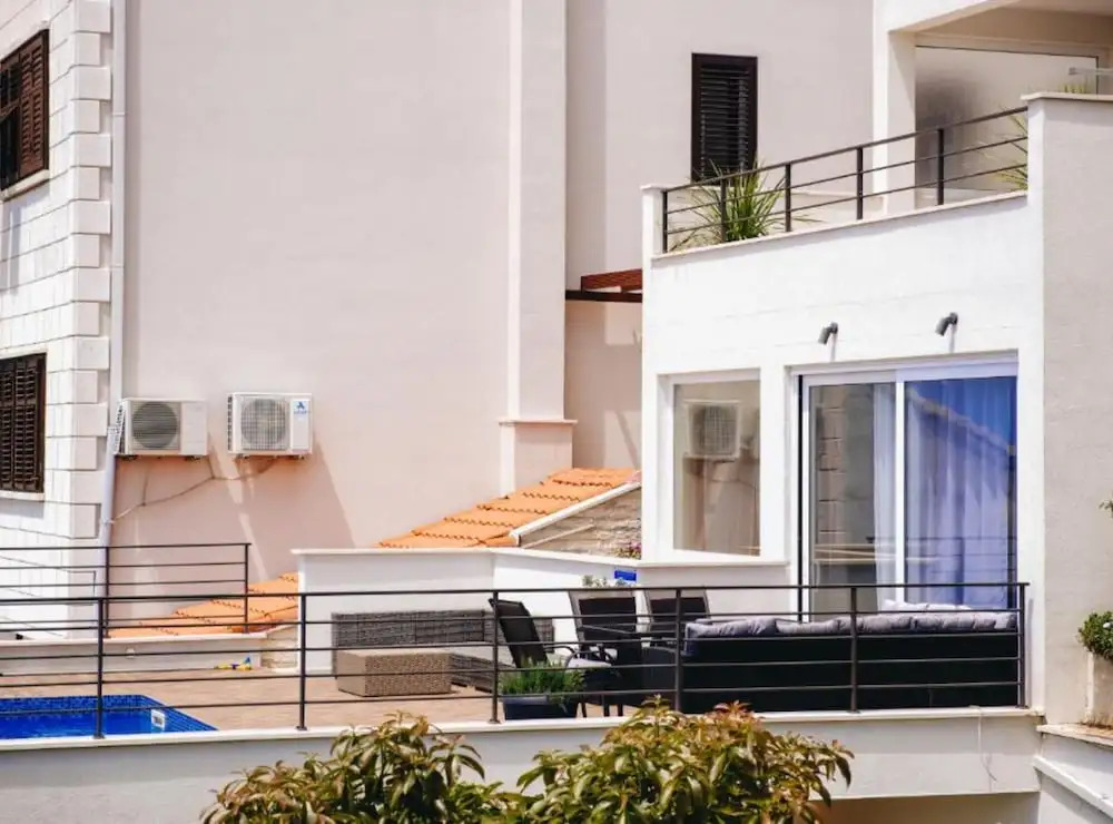 Residence Apartment Marghareta No. 1 With Sea View