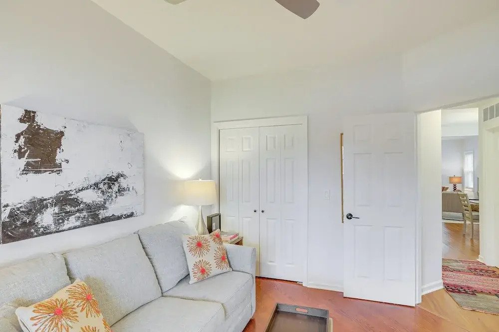 Walk to Lake Michigan - South Haven Condo!