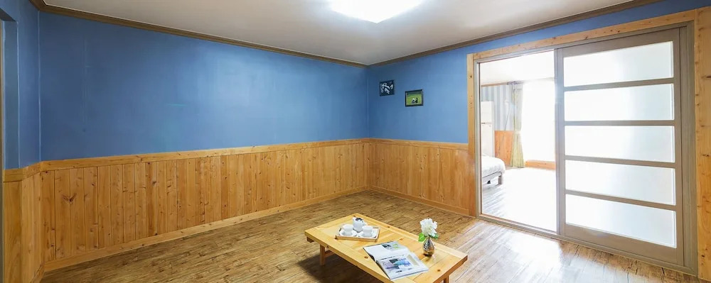 Suncheonman Bayjeonmun Pension