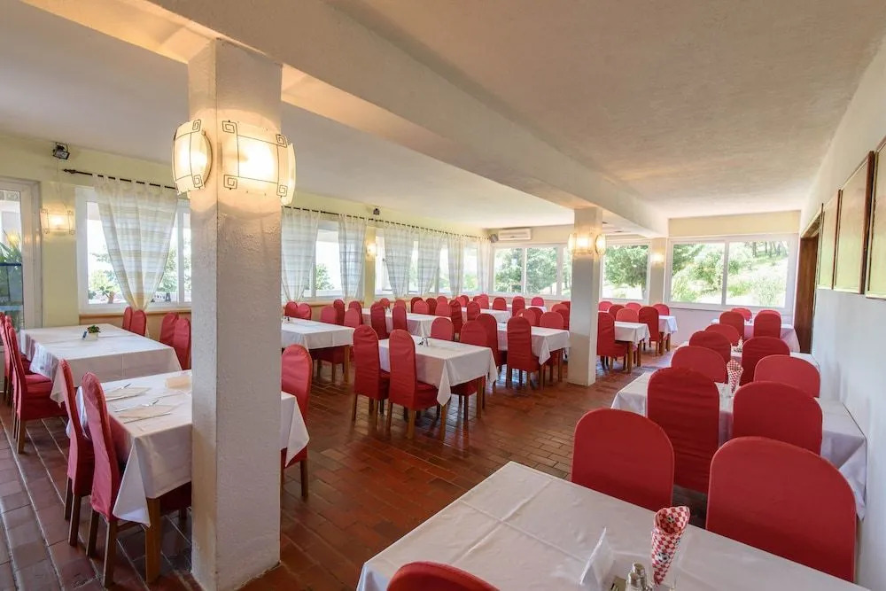 Apartments Medena budget