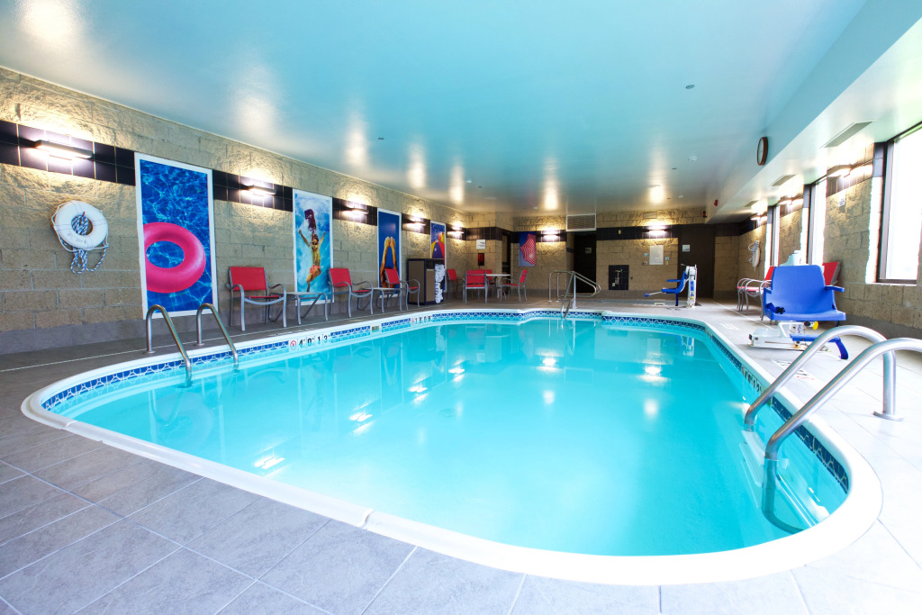 Holiday Inn Express Fargo - West Acres by IHG